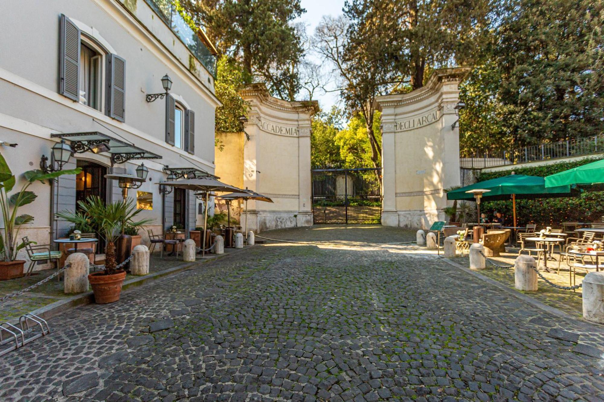 Hotel Parrasio Rome Exterior photo
